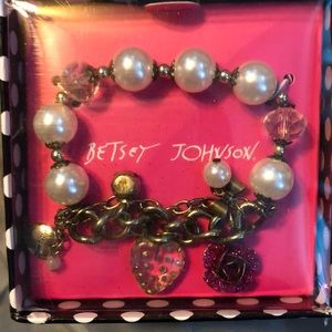 2/$15 Betsey Johnson Bracelet